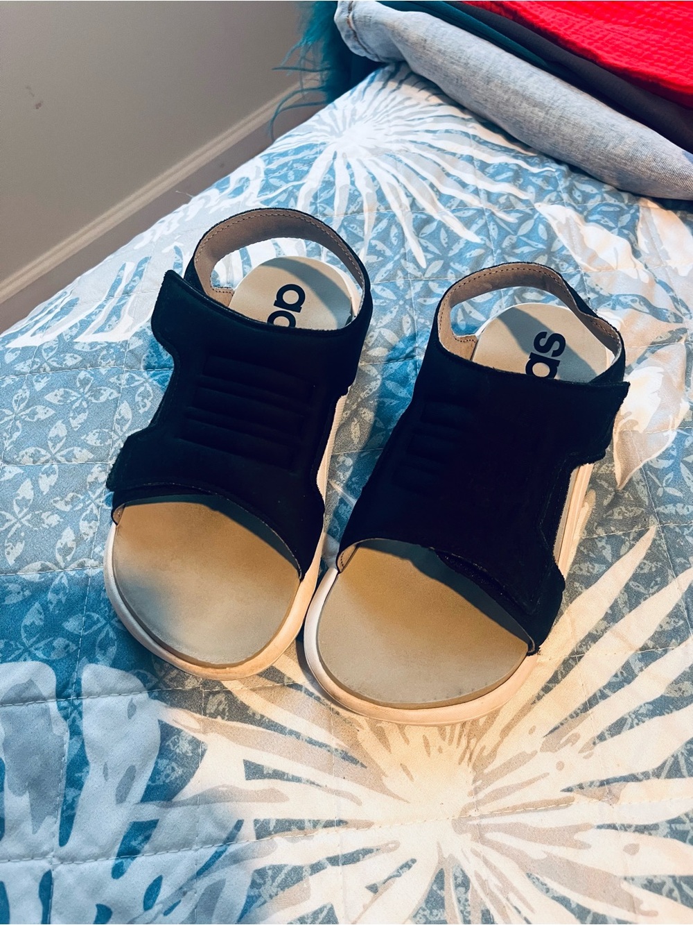 Adidas Kids Black Open-Toe Hook-and-Loop Sandals